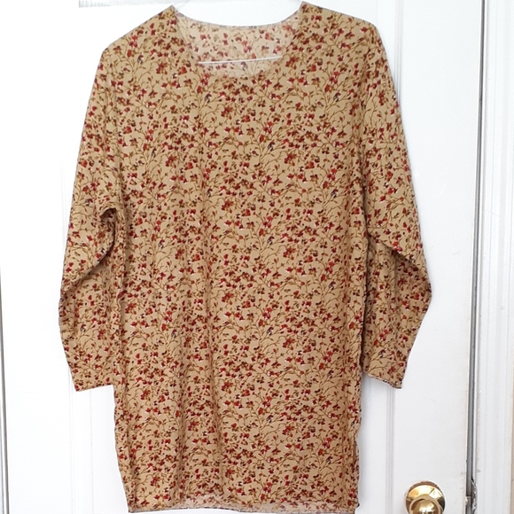 Floral Top - Picture 1 of 5